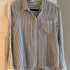 NWT Calvin Klein Jeans Women’s Button Up Shirt